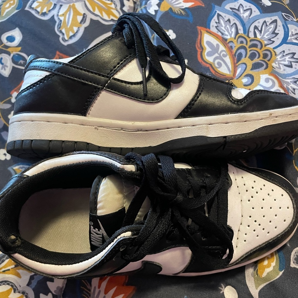 Nike Panda Dunks